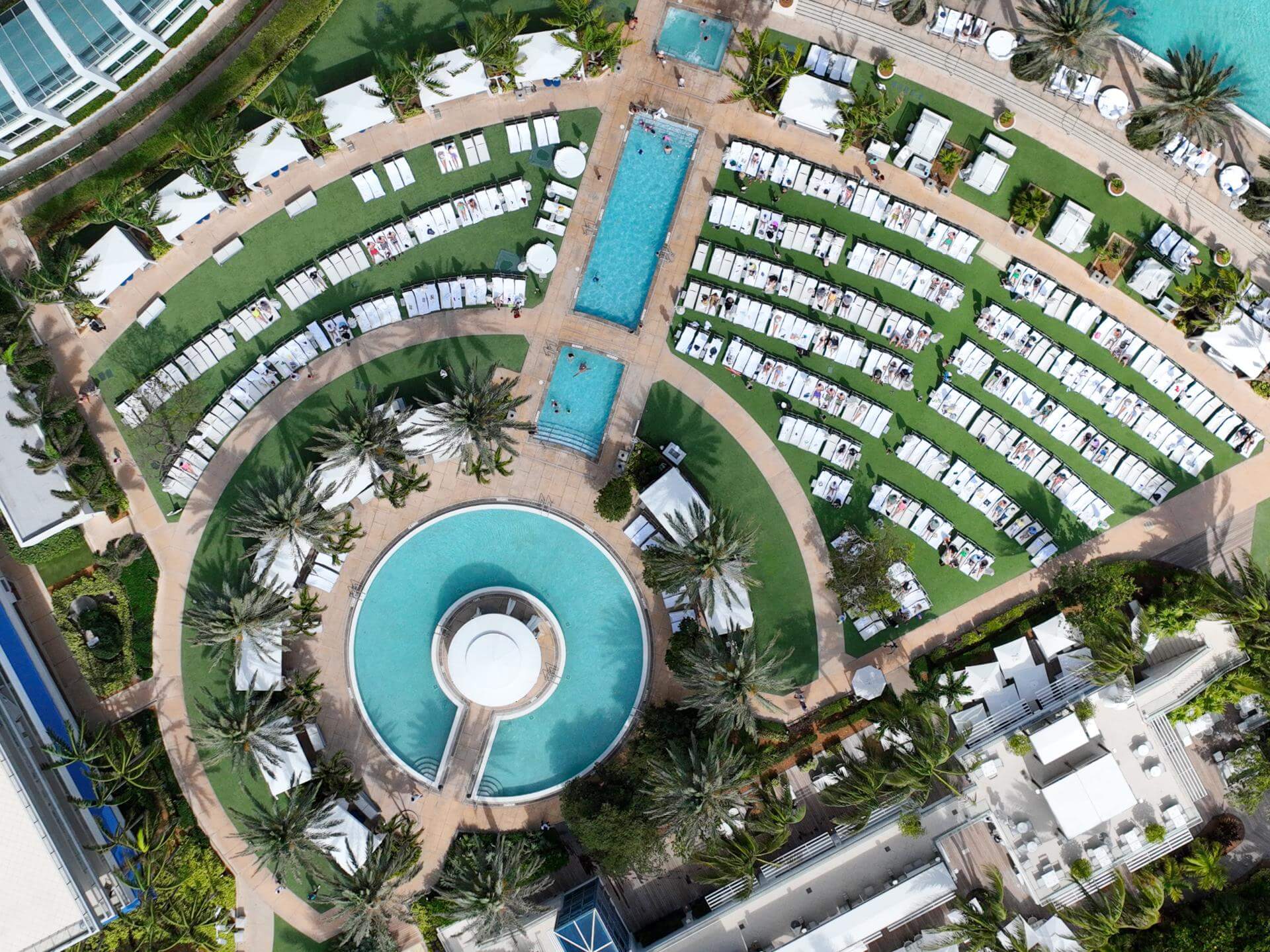 Fontainebleau Miami Beach — Photo 2