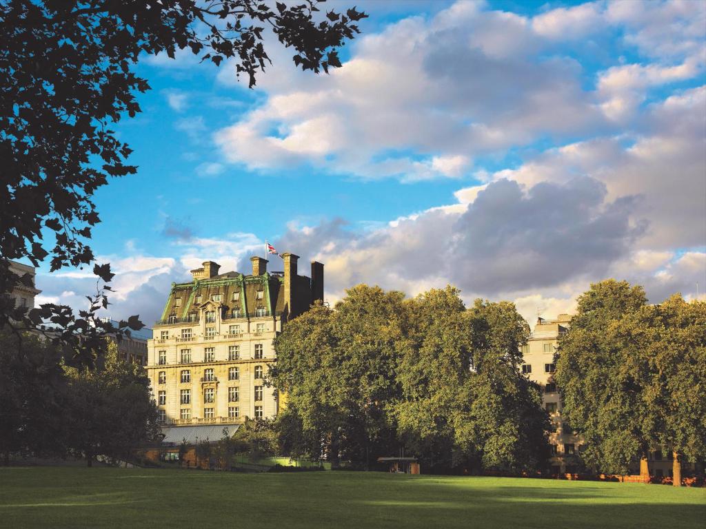 The Ritz London — Photo 2