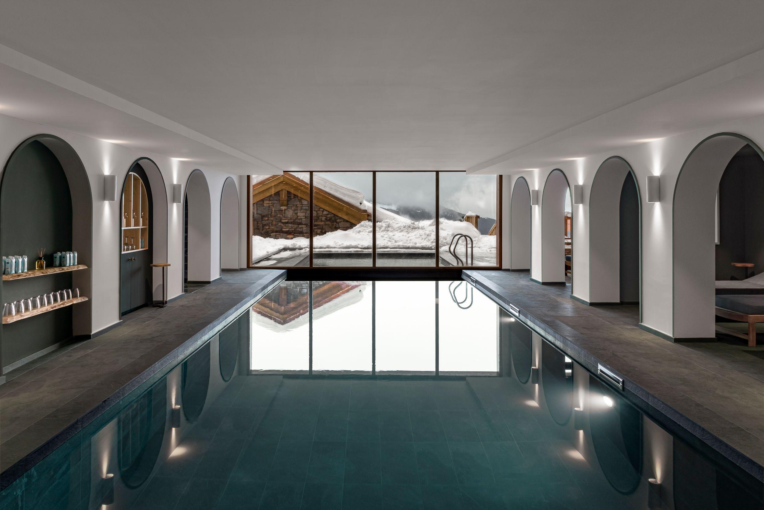 Hotel Le Coucou Méribel — Photo 2
