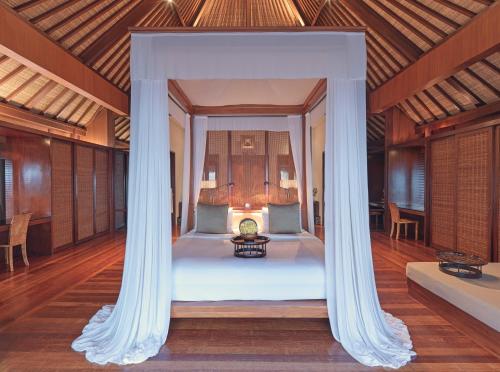 The Legian Seminyak, Bali — Photo 4
