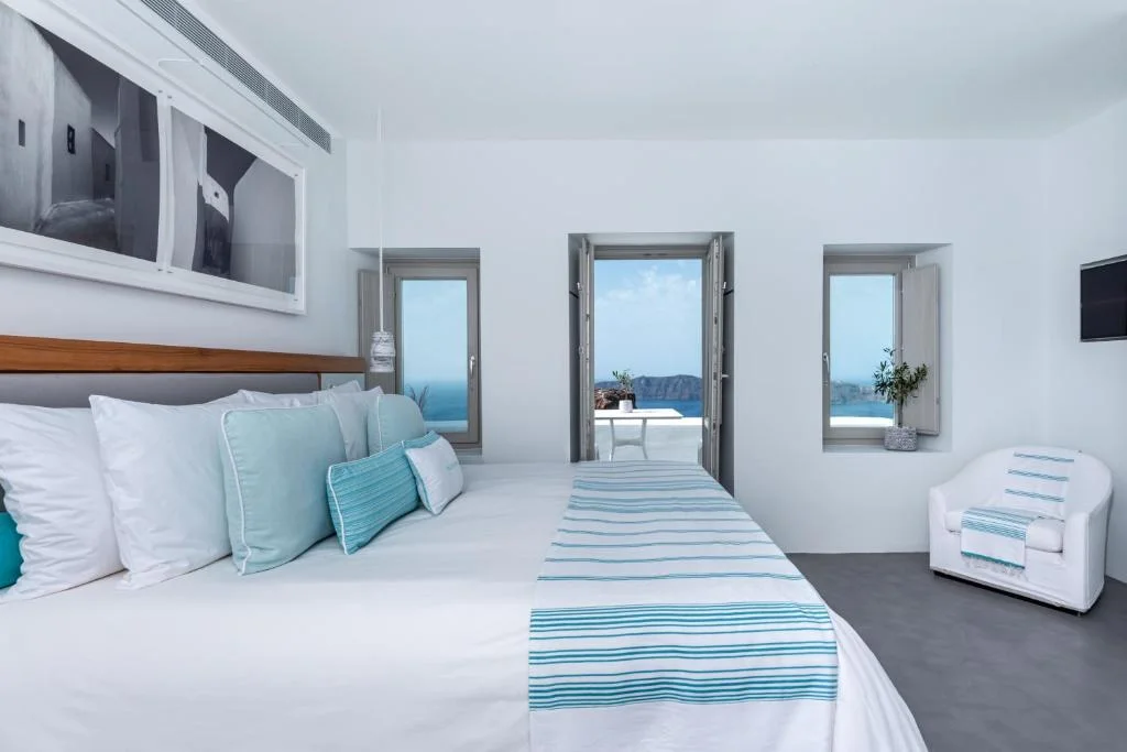 Grace Hotel Santorini — Deluxe Room