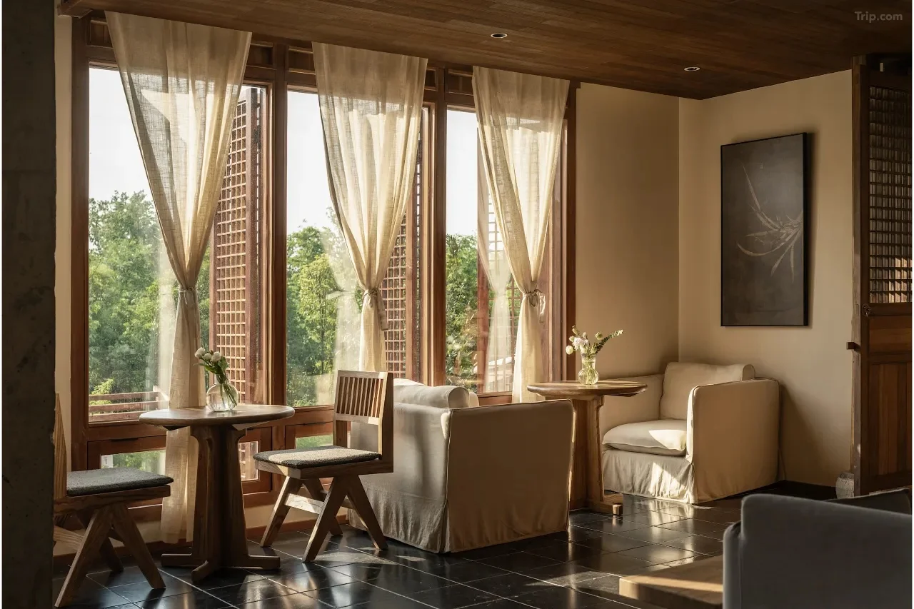 Hegu Harmony Valley Retreat — Dining 5