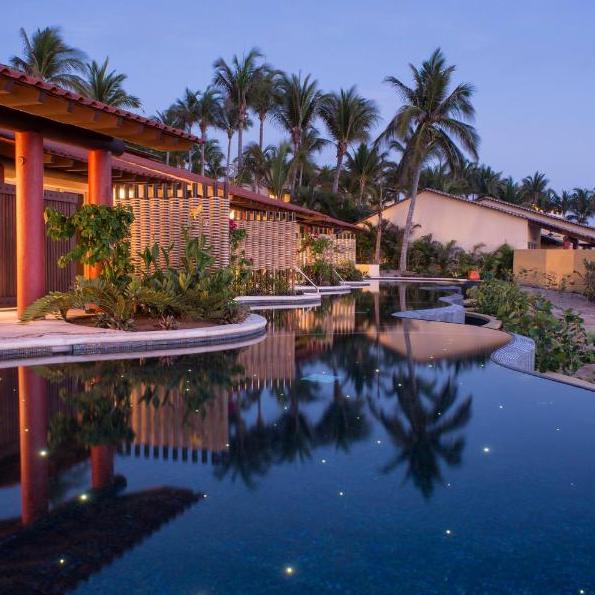 Four Seasons Resort Punta Mita
