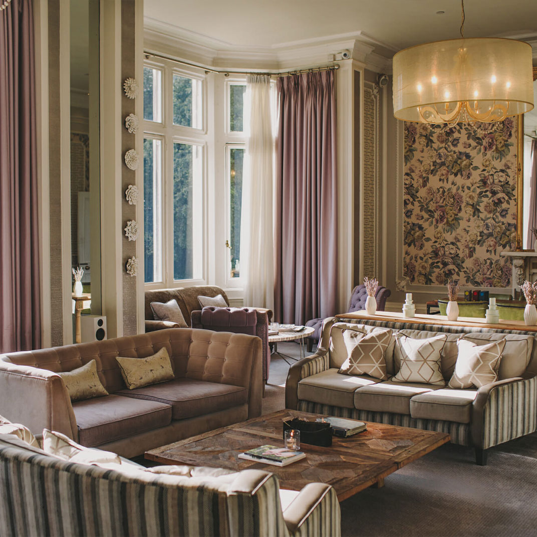Hampton Manor — Photo 4