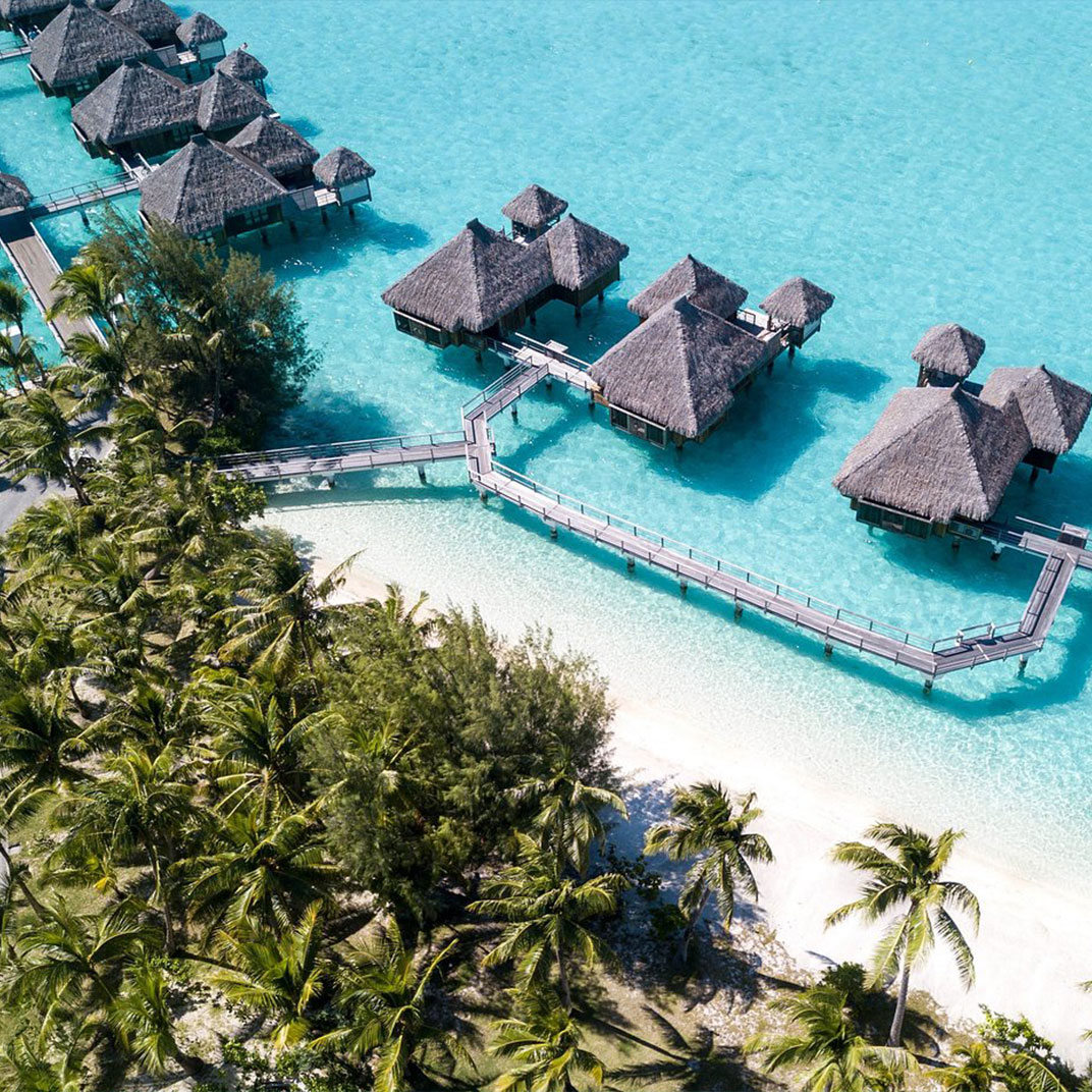 The St. Regis Bora Bora Resort — Photo 4