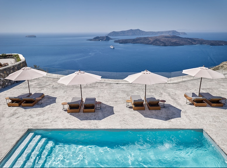 Vedema Resort Santorini