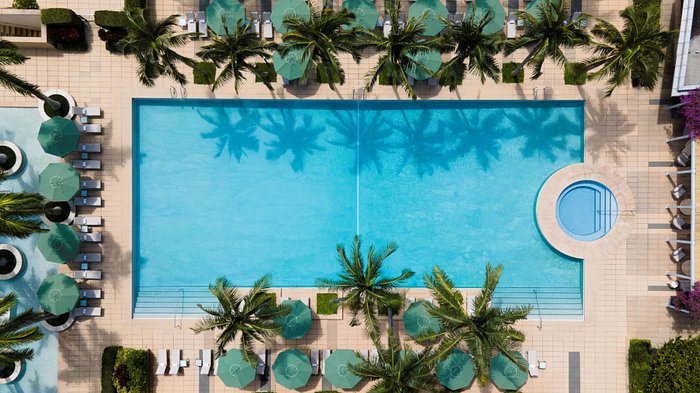 Four Seasons Hotel Miami — Photo 4