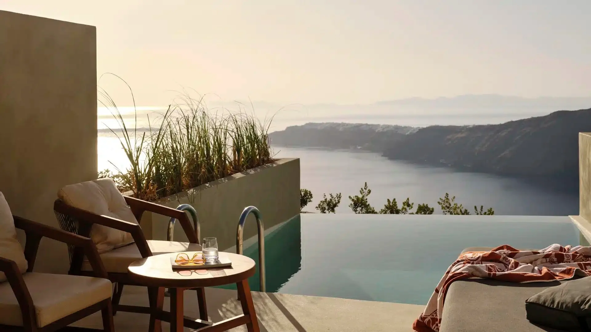Infinity pool at Andronis Arcadia with views over the Santorini caldera