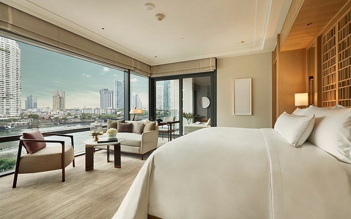 Bangkok's Finest Hotels: Where the River Meets the Sky