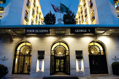 Paris Hotels with Michelin-Starred Restaurants