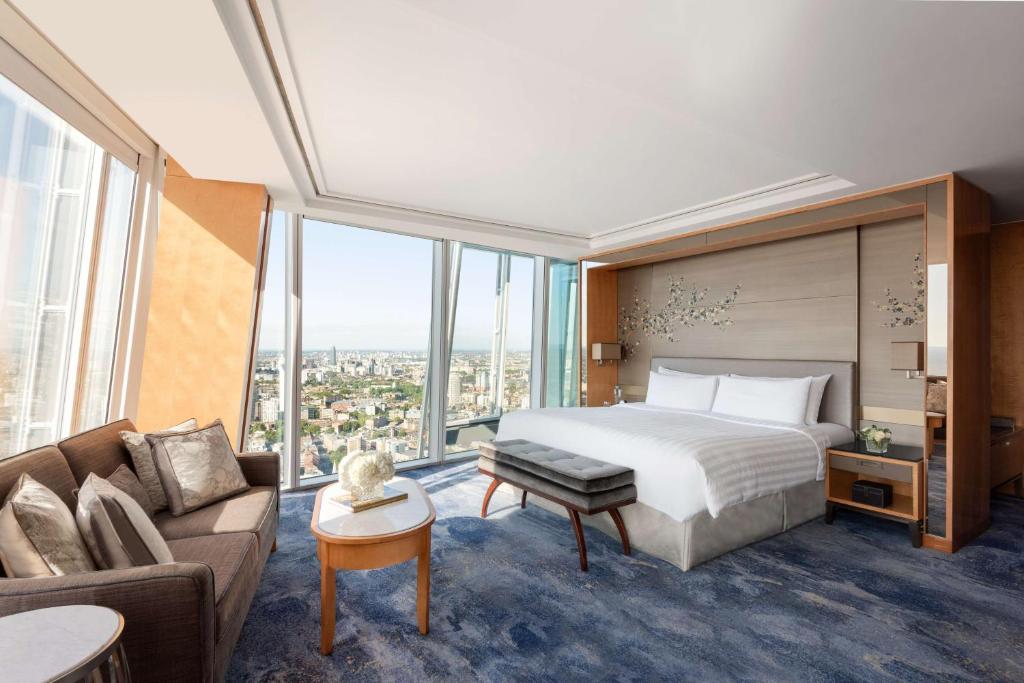 Shangri-La Hotel at The Shard, London — Photo 4